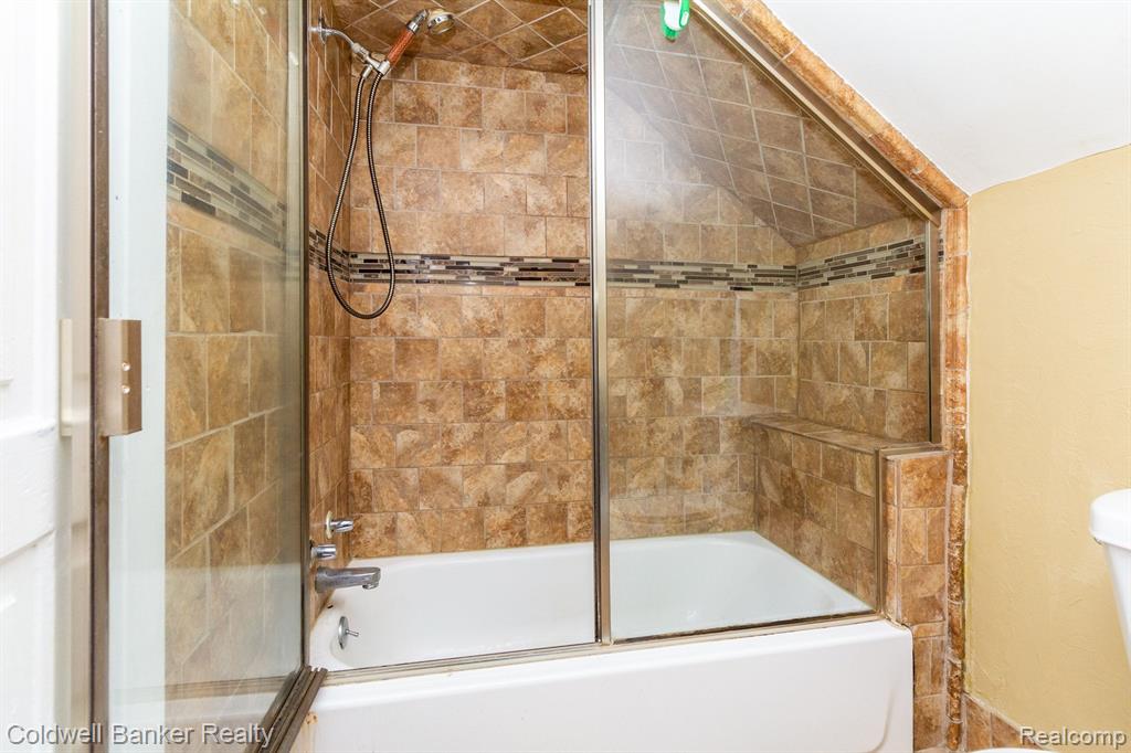 22 DAVISON Street, Oxford, MI 48371 — Photo 21