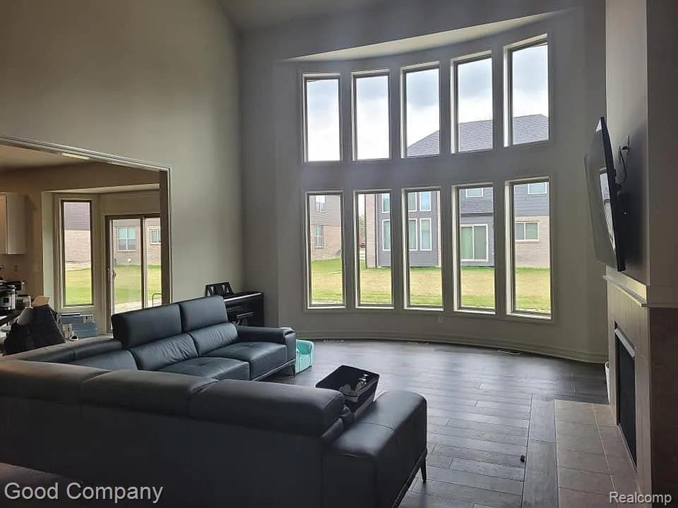 5342 Rangemore Drive, Troy, MI 48085 — Photo 9