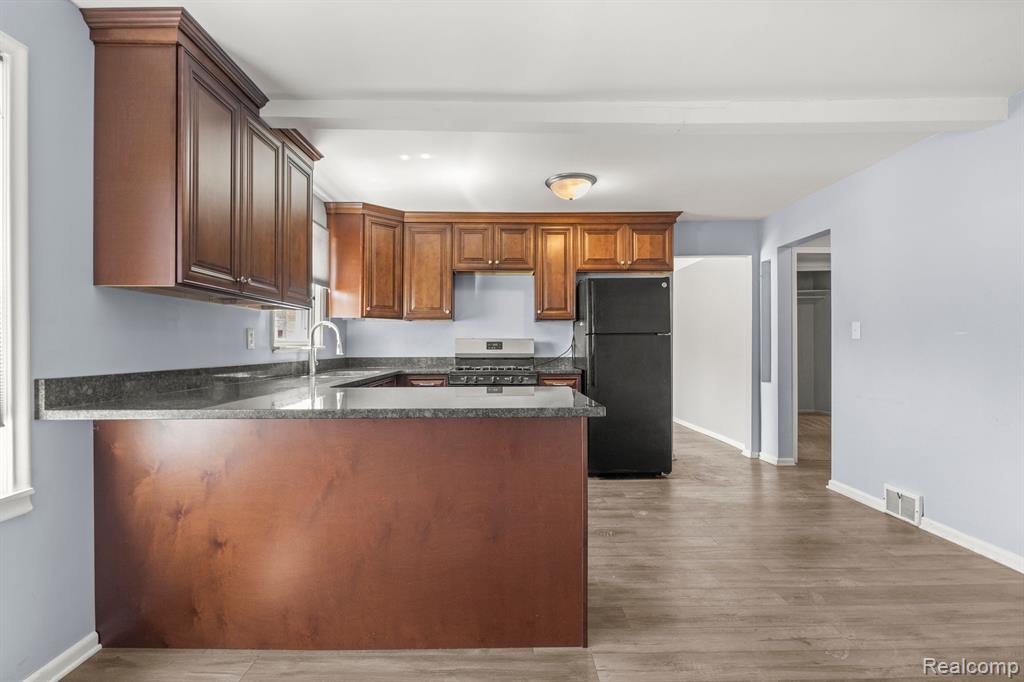 4033 AGNES Avenue, Lincoln Park, MI 48146 — Photo 18