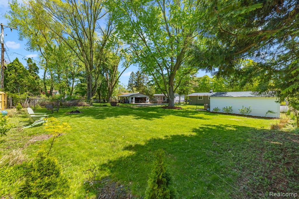 2710 Radcliffe Avenue, Ann Arbor, MI 48104 — Photo 45