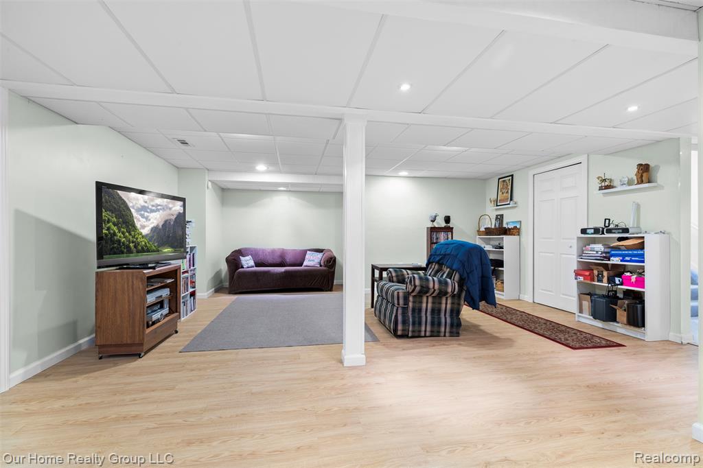 7805 Partridge Hill Drive, Brighton, MI 48116 — Photo 28