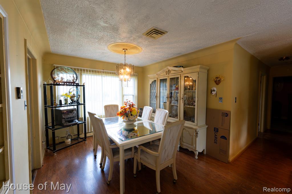 21240 Ridgedale Street, Oak Park, MI 48237 — Photo 7
