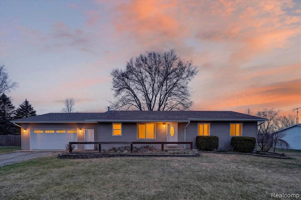 1109 Roods Lake Road, Lapeer, MI 48446 — front exterior