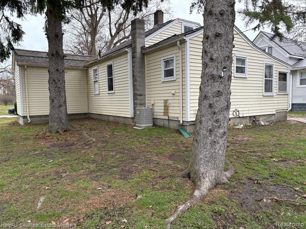 947 WATERLOO Street, St. Clair, MI 48079 — Photo 19