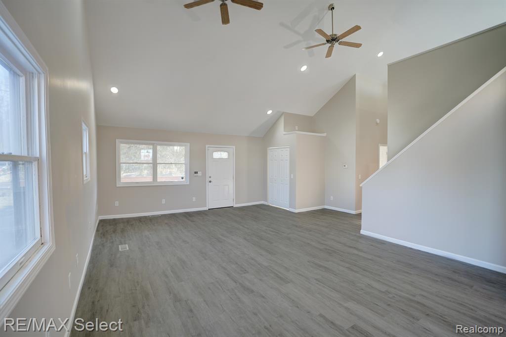 4196 BRISTOLWOOD Drive, Flint, MI 48507 — Photo 3