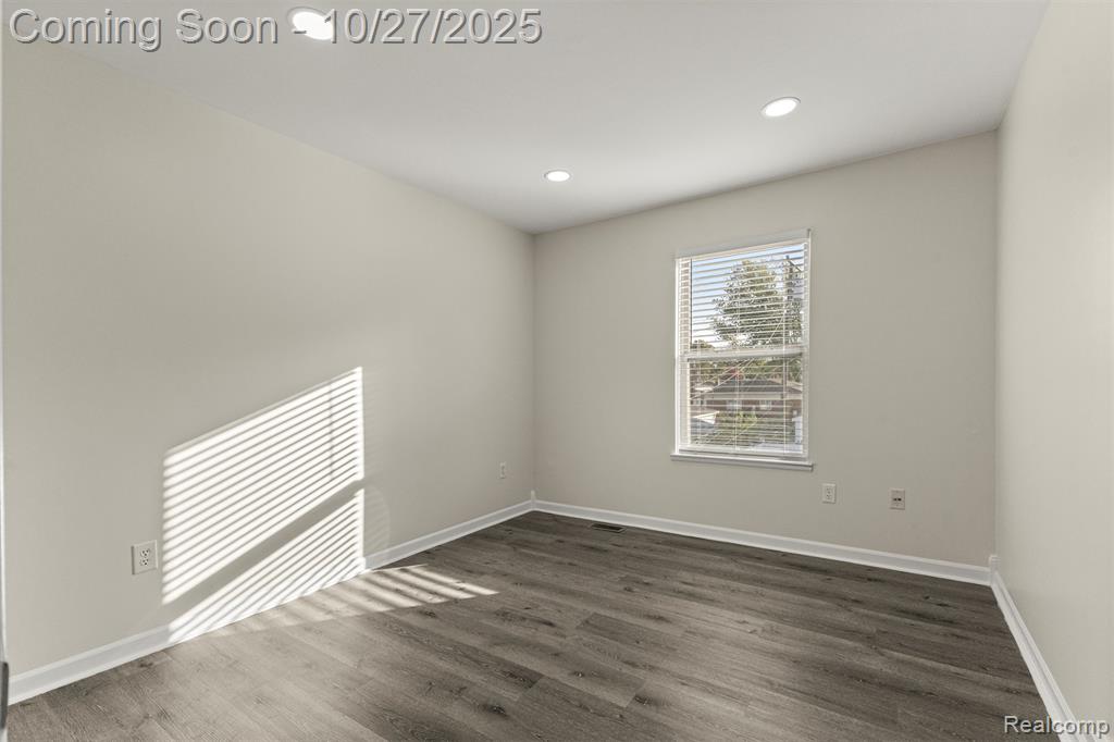 4209 Monroe Street, Dearborn Heights, MI 48125 — Photo 23