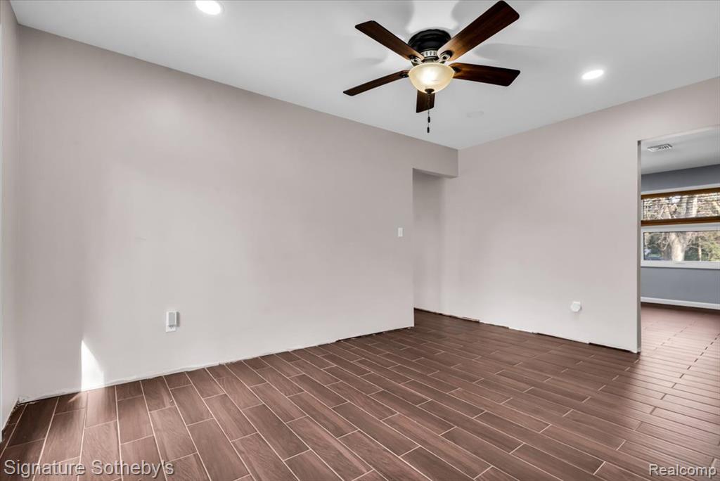237 Marlborough Drive, Bloomfield Hills, MI 48302 — Photo 19