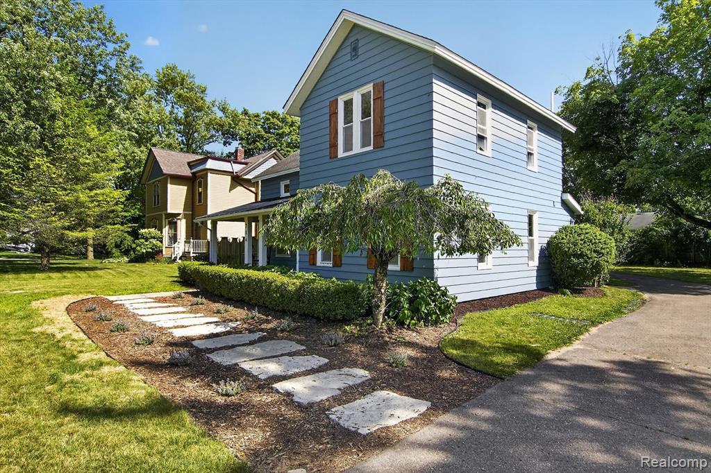 714 Atlantic Street, Milford, MI 48381 — Photo 2
