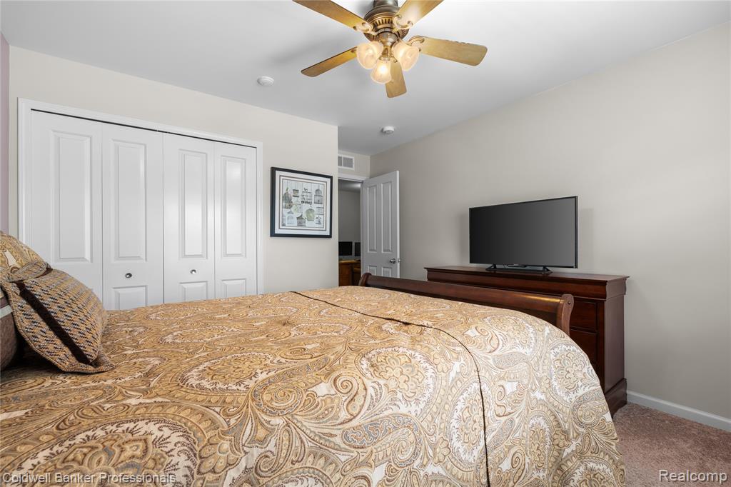 3898 Radcliff Drive, 129, Canton, MI 48188 — Photo 21