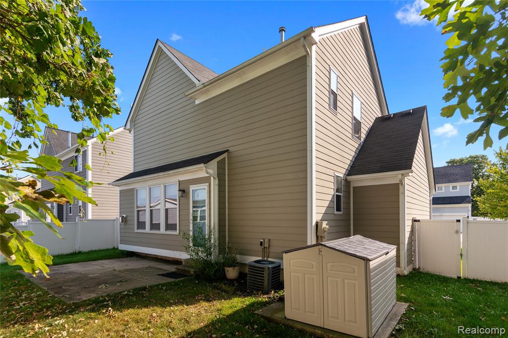 50317 Corey Avenue, New Baltimore, MI — Photo 24