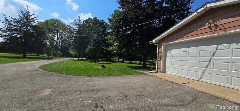 11411 Toma Road, Pinckney, MI 48169 — Photo 9