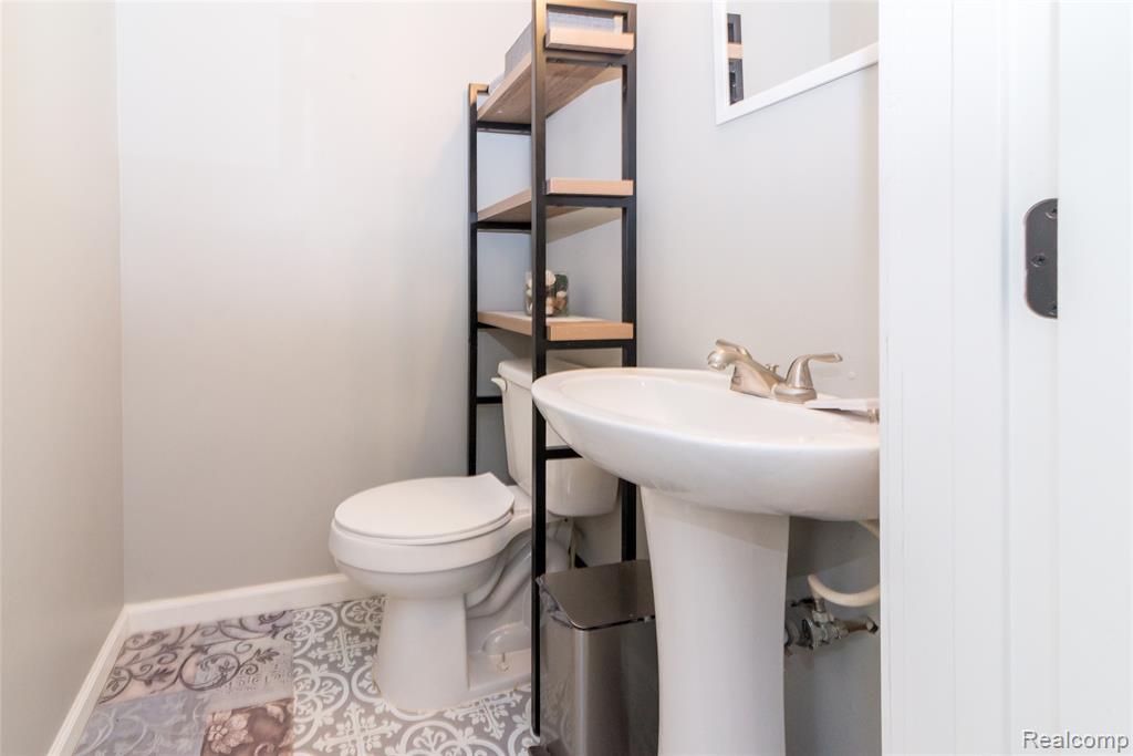 6158 S Fulton Street, Mayville Vlg, MI 48744 — Photo 53