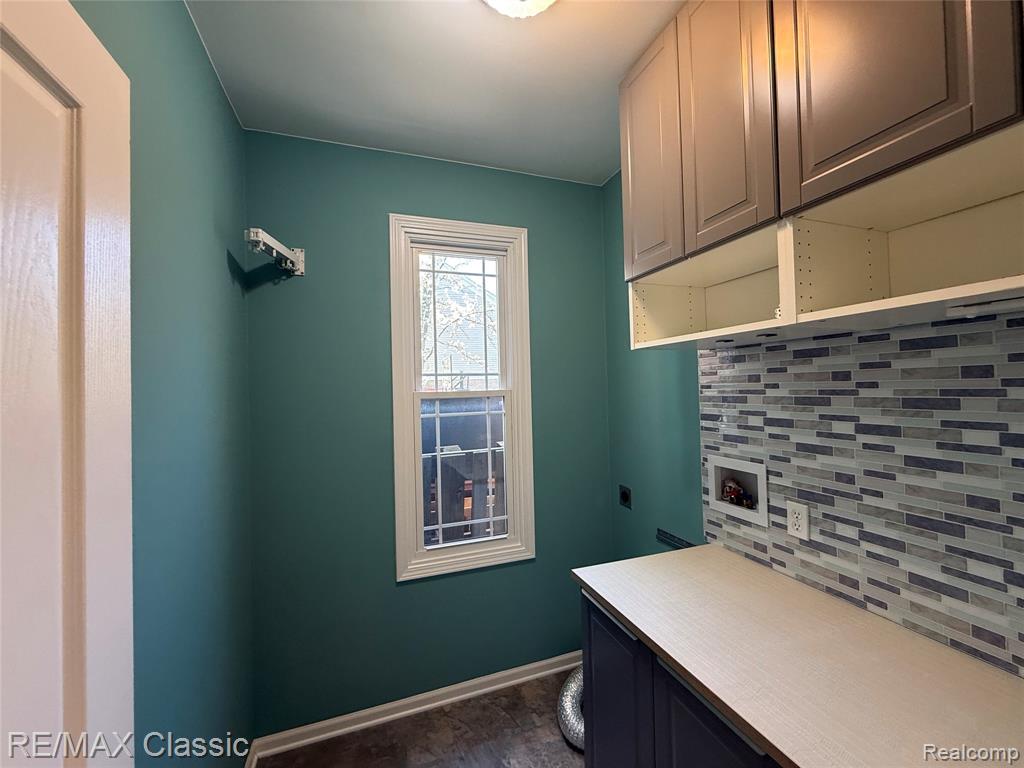 47272 Woodlong Drive, Canton, MI 48187 — Photo 23
