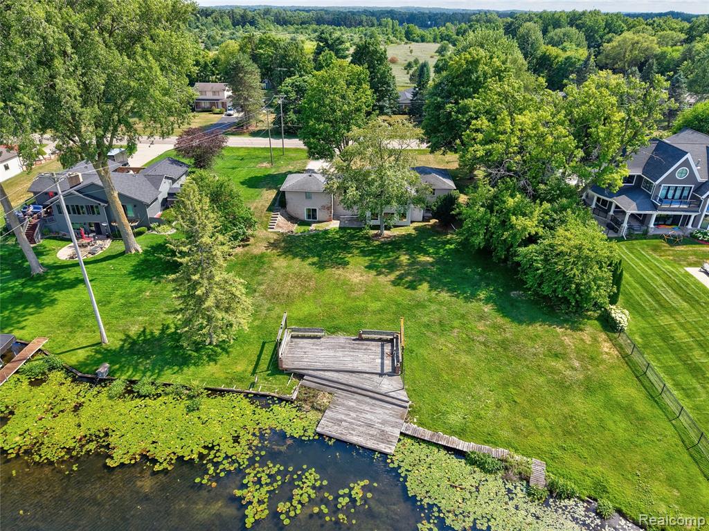 2354 Grove Park Road, Fenton, MI 48430 — Photo 39