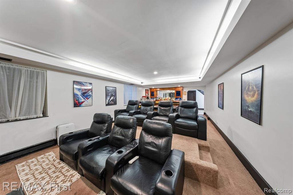 725 W BOSTON Boulevard, Detroit, MI 48202 — Photo 46
