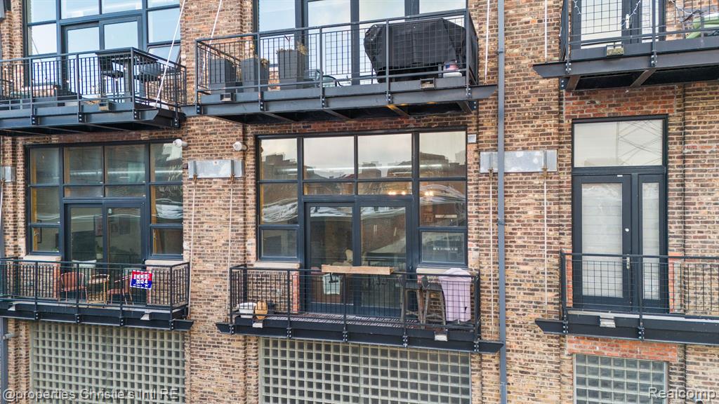 444 W WILLIS Street, 42-316, Detroit, MI 48201 — Photo 27