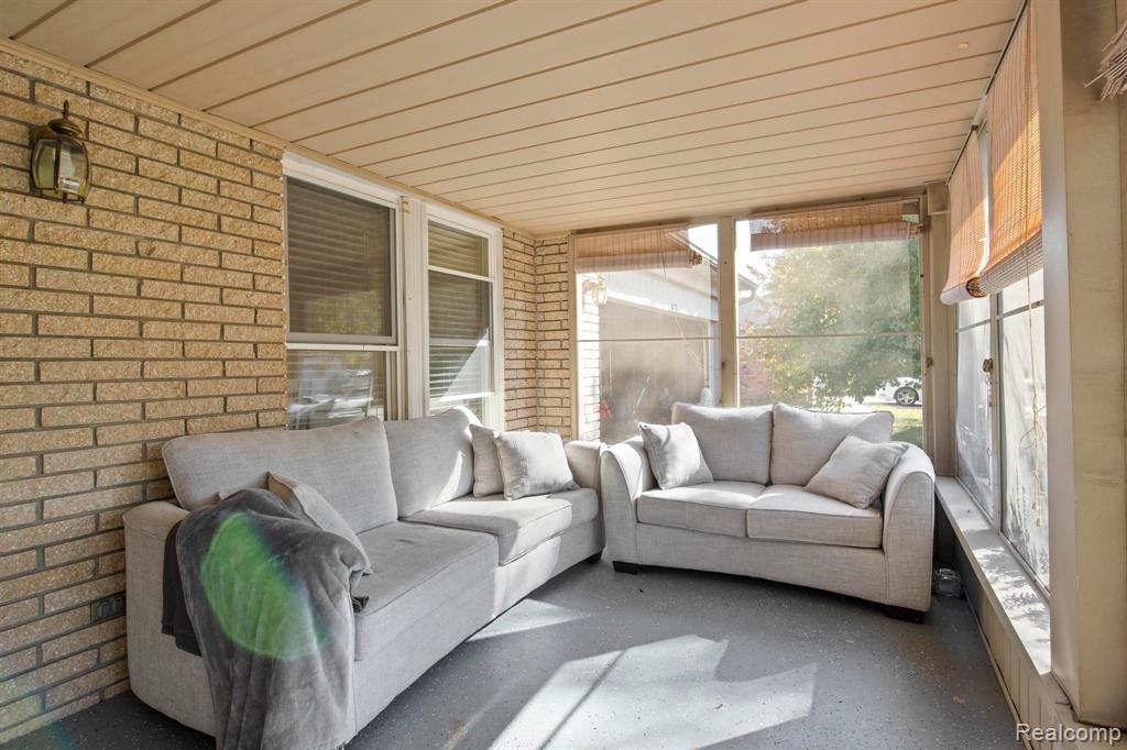 723 PRINCESS Drive, Canton, MI 48188 — Photo 20