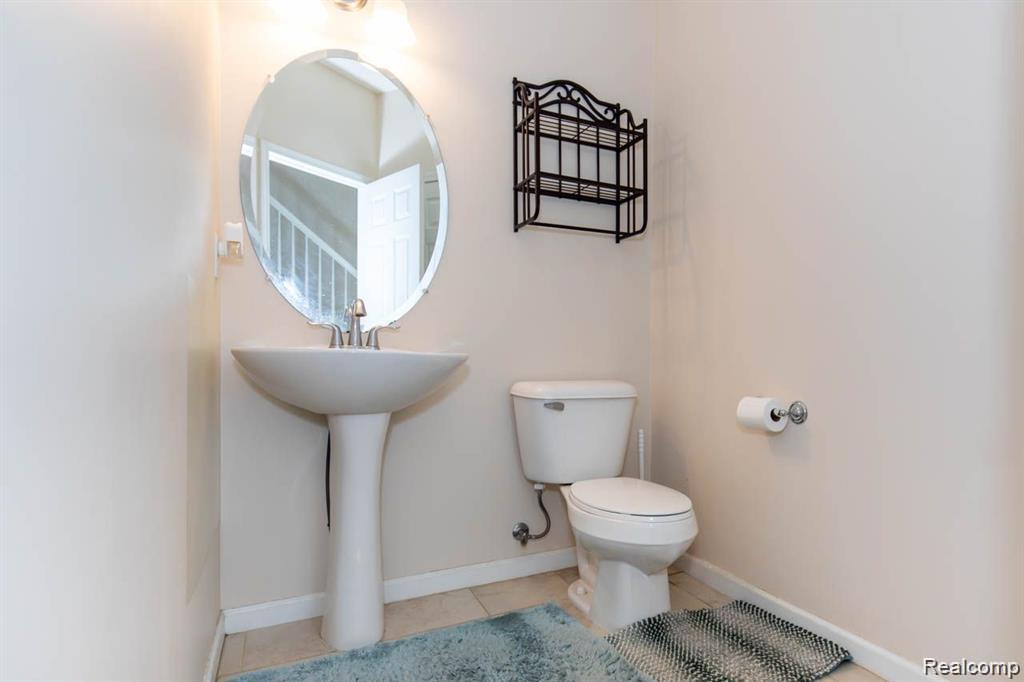 41578 Mitchell Road, Novi, MI — Photo 10
