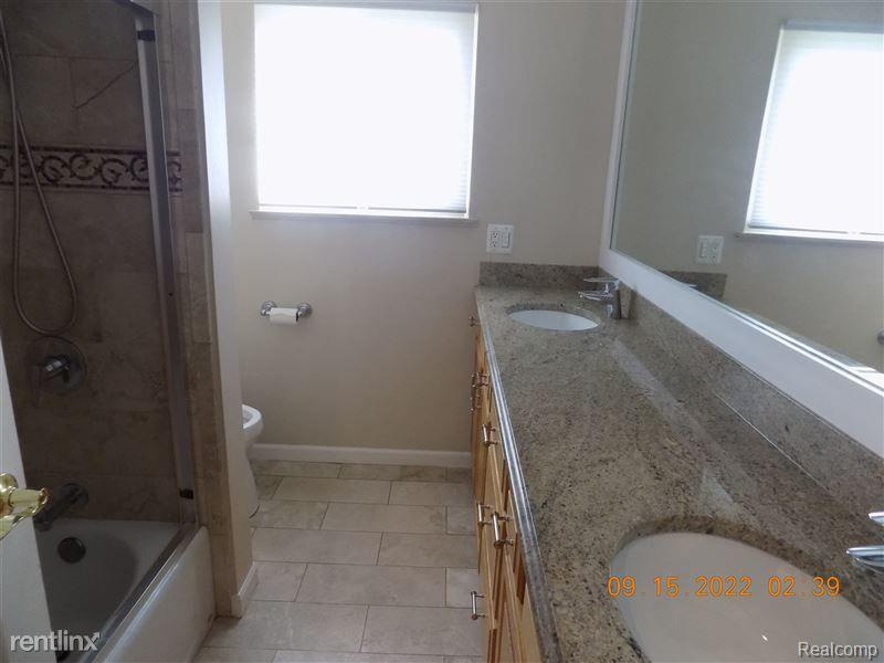 41223 SESAME Drive, Sterling Heights, MI 48314 — Photo 8