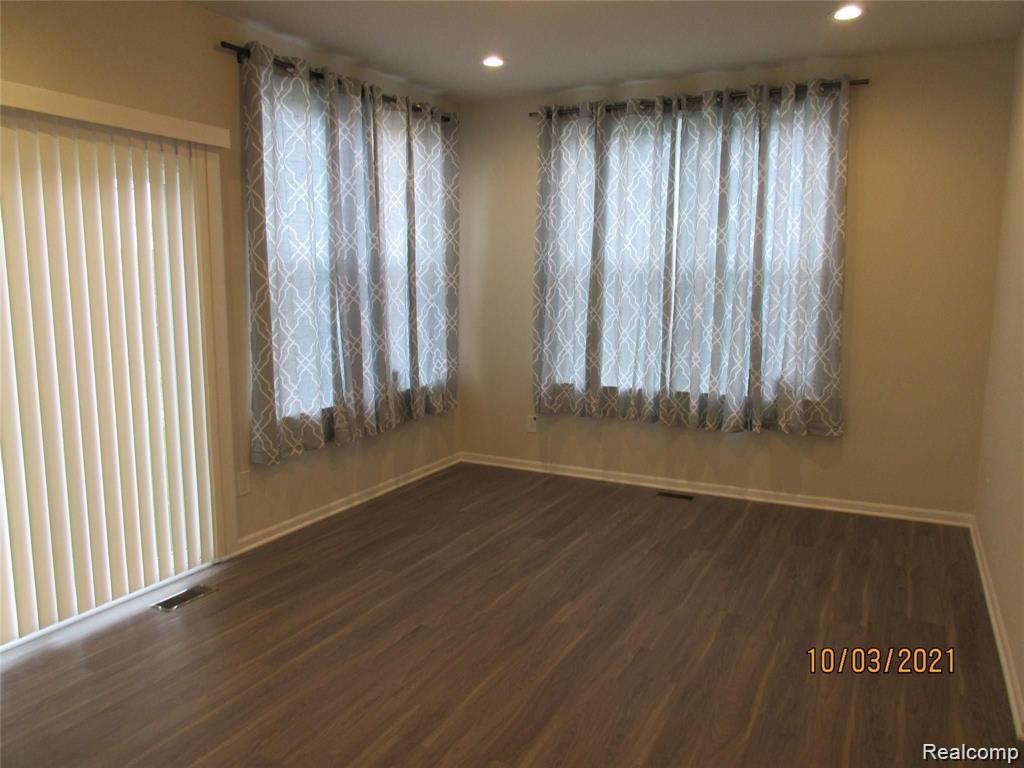 626 BACKSHORE Drive, Canton, MI 48187 — Photo 8