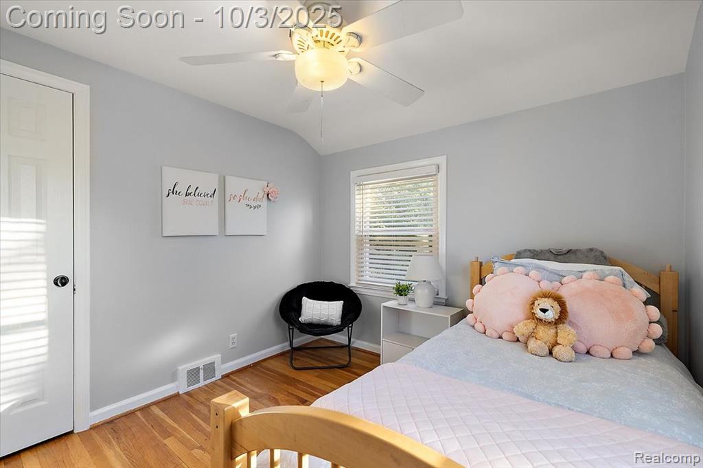 13154 Kingston Avenue, Huntington Woods, MI — Photo 33