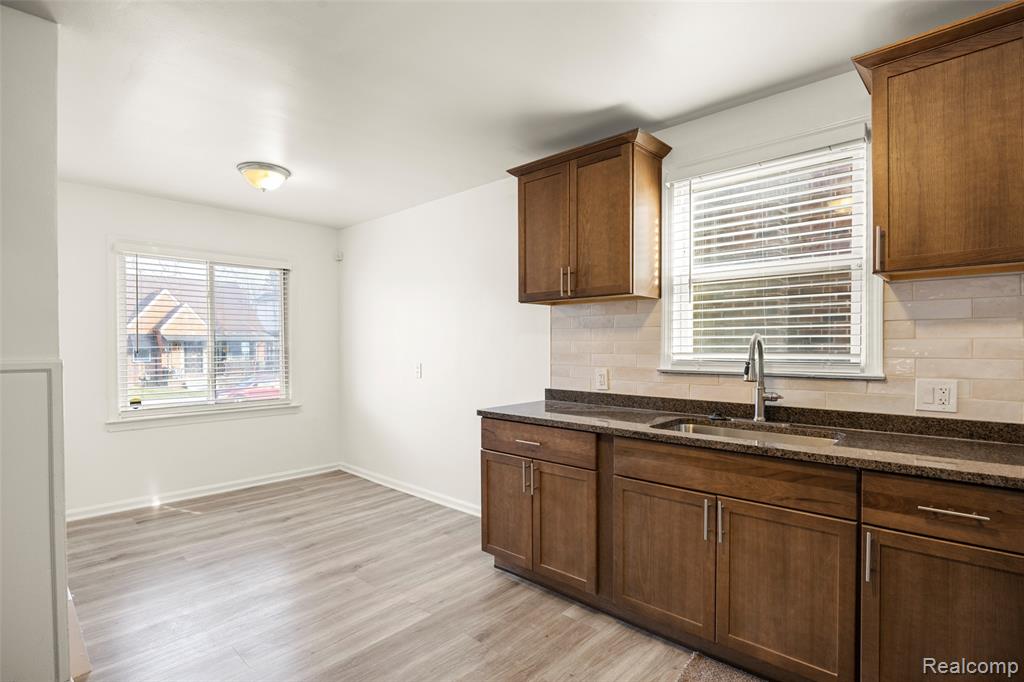8871 Sussex Street, Detroit, MI 48228 — Photo 5