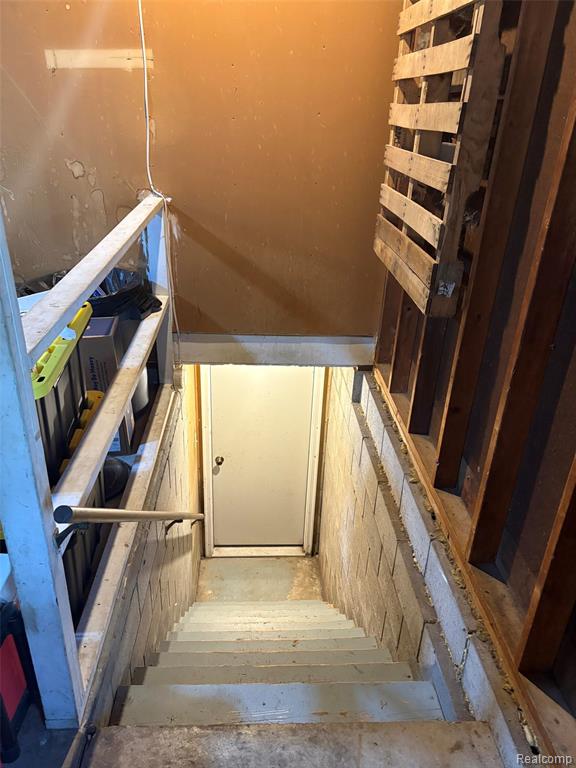 500 W Euclid Street, MI 49657 — Photo 7