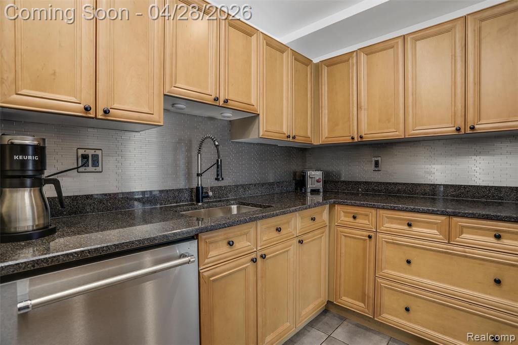 1001 W Jefferson, 11B, Detroit, MI 48226 — Photo 13