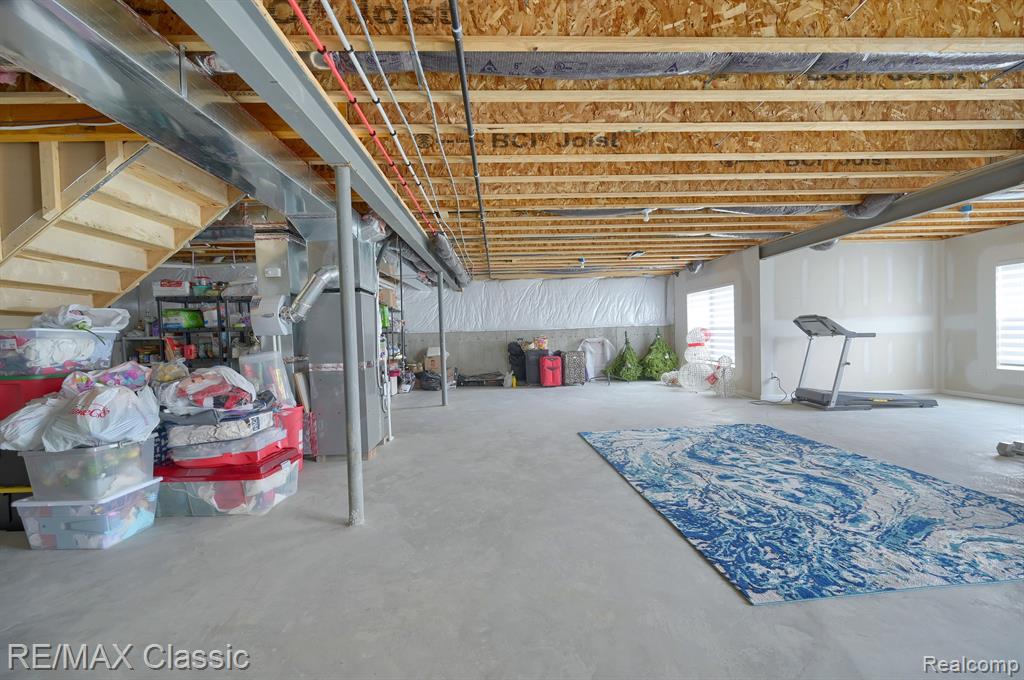 2785 Trillium Hills Drive, Commerce Twp, MI 48382 — Photo 33