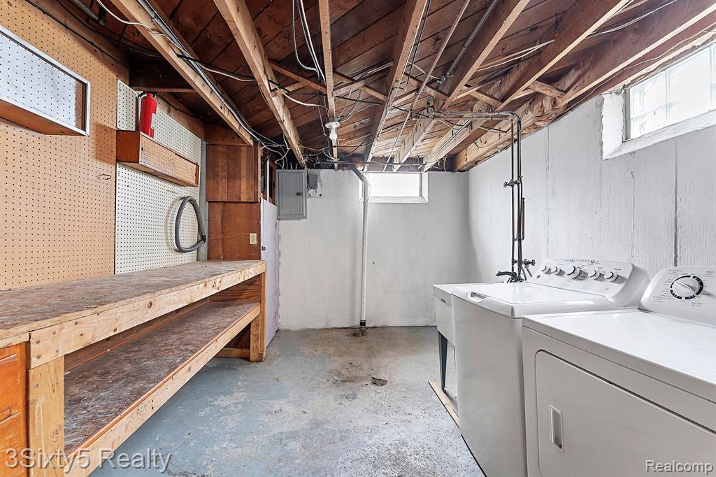 9914 FOX Avenue, Allen Park, MI 48101 — Photo 19