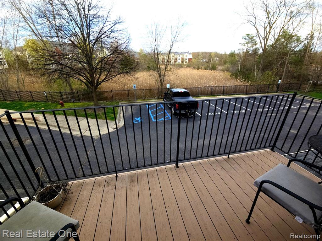 478 Village Lane, Milford, MI 48381 — Photo 11