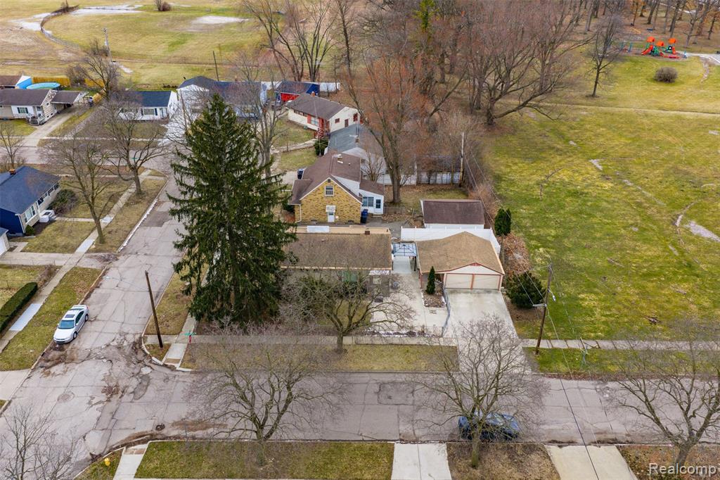 916 Buckingham Avenue, Flint, MI 48507 — Photo 27