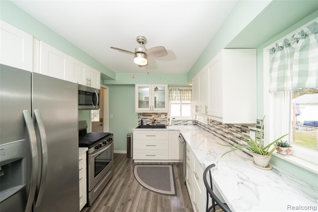 5247 Lyons Circle S, Warren, MI 48092 — Photo 41
