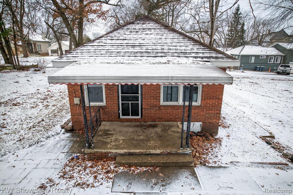 1860 Ladd Road, Wolverine Lake, MI 48390 — Photo 42