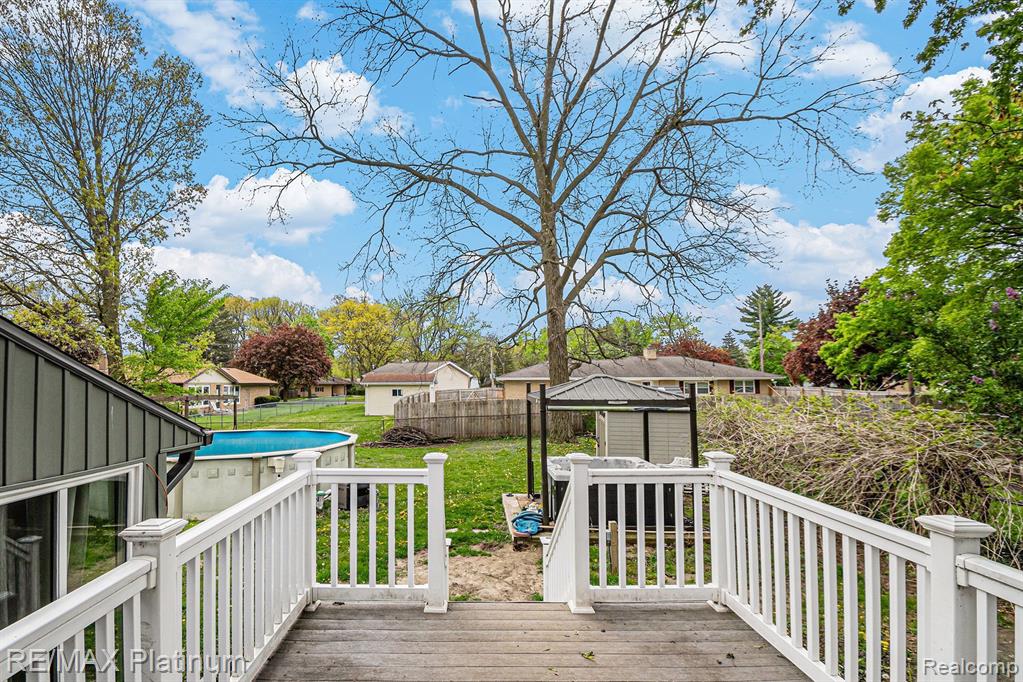 604 E NORTH Street, Owosso, MI 48867 — Photo 13