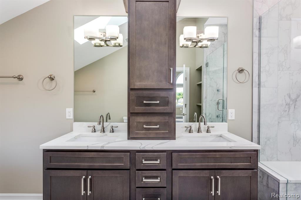 16637 Kings Fairway Lane, Grand Blanc, MI 48439 — Photo 13
