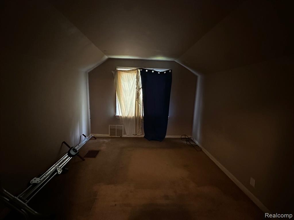 8036 BRAMELL, Redford, MI 48239 — Photo 11