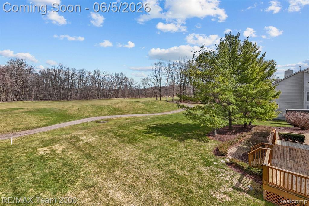 5681 WOODFIELD Parkway, Grand Blanc, MI 48439 — Photo 46