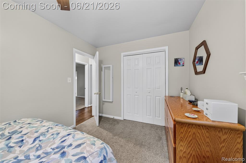 24660 Ridgedale Street, Oak Park, MI 48237 — Photo 15