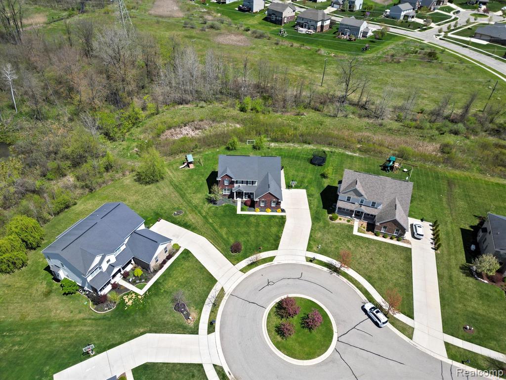 889 APPLETON, Oakland, MI — Photo 16