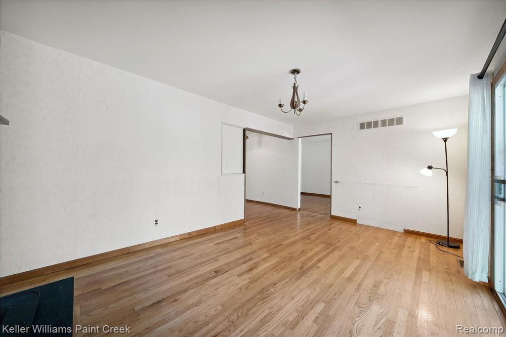 1852 MIDVALE Avenue, Ypsilanti, MI 48197 — Photo 22