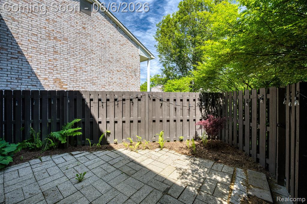 1787 Sheffield Drive, Ypsilanti, MI 48198 — Photo 25