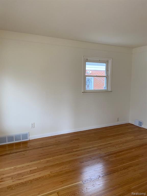 753 DETROIT Avenue N, Lincoln Park, MI 48146 — Photo 9