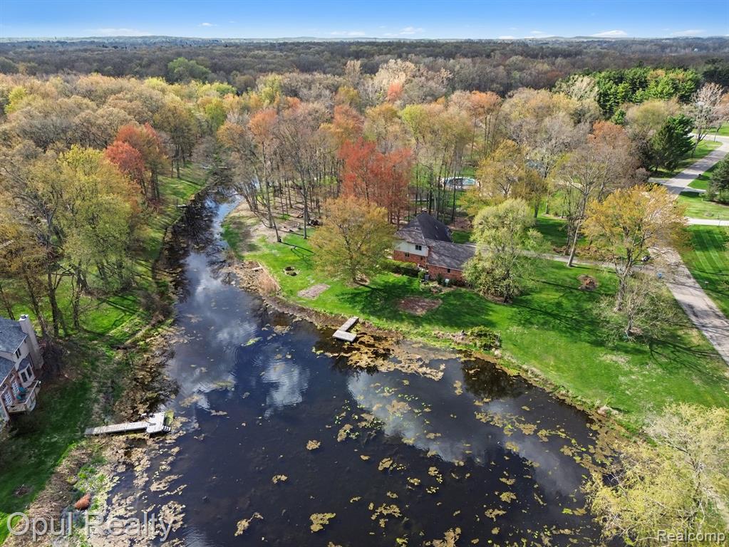 3575 Clark Circle, Commerce Twp, MI 48382 — Photo 41