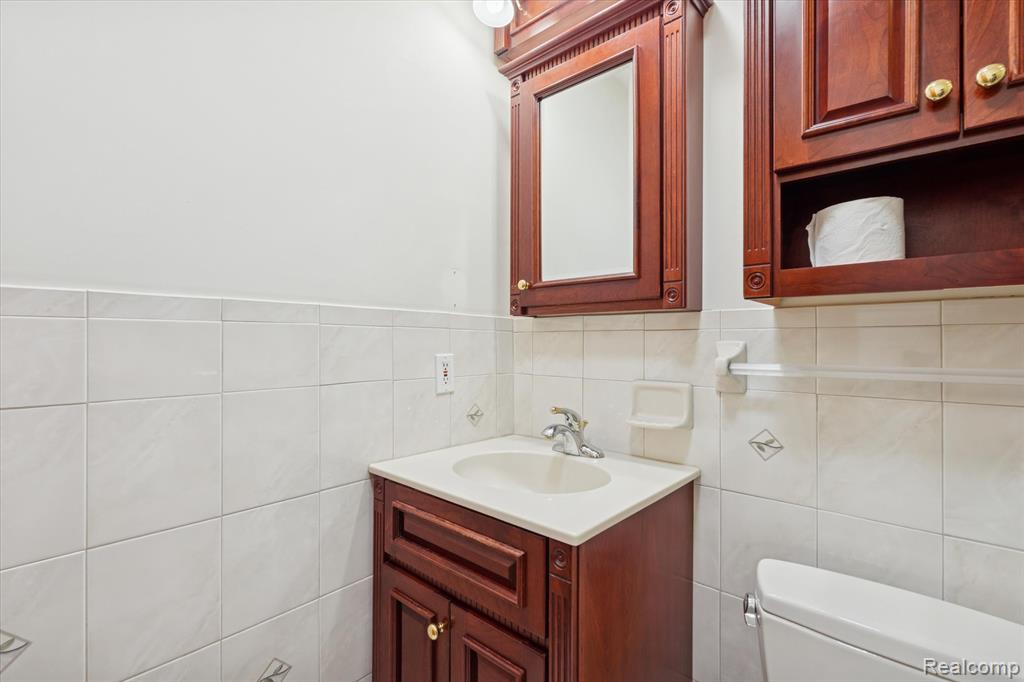 1560 Odette, Hartland, MI 48353 — Photo 27