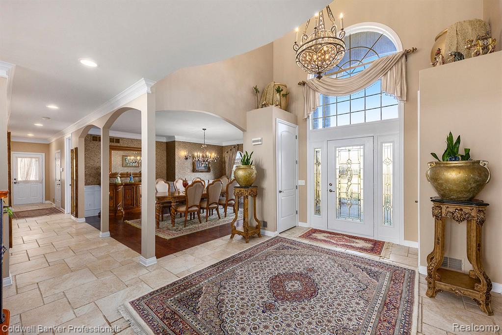 2434 PEBBLE BEACH Drive, Oakland, MI — Photo 4