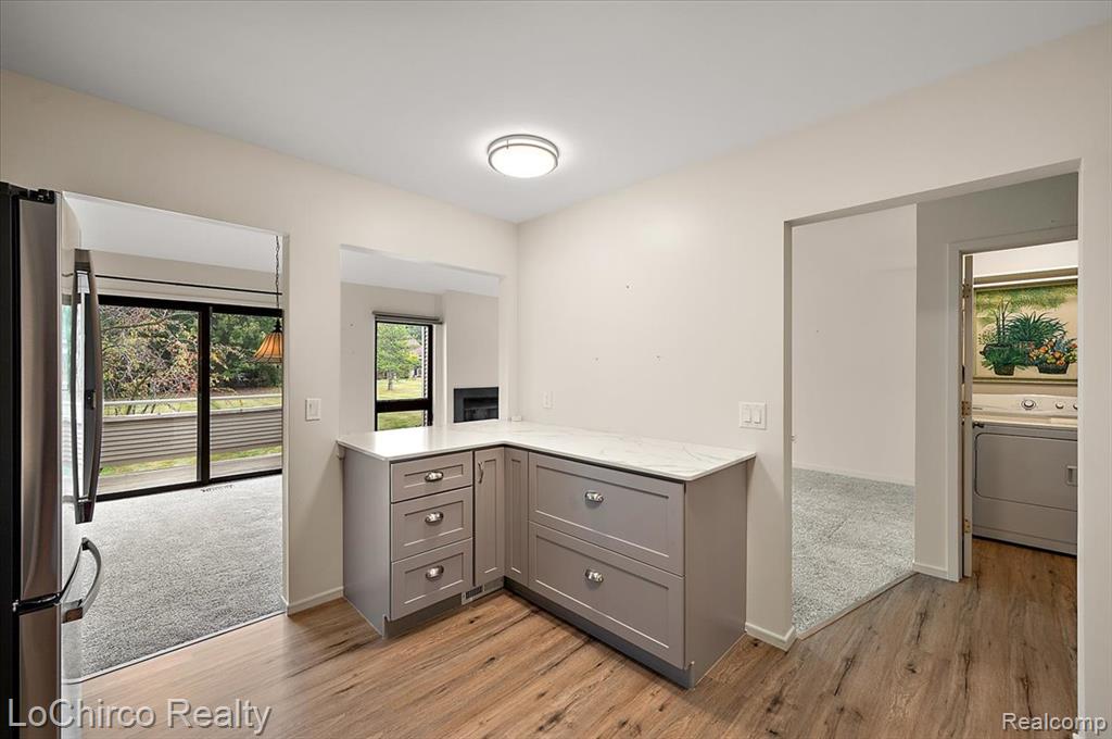 733 Hamilton Court, Rochester Hills, MI 48307 — Photo 18