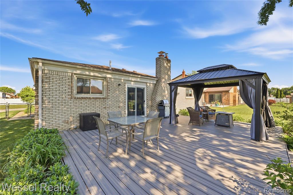 47400 Sanborn Drive, Macomb, MI 48044 — Photo 27