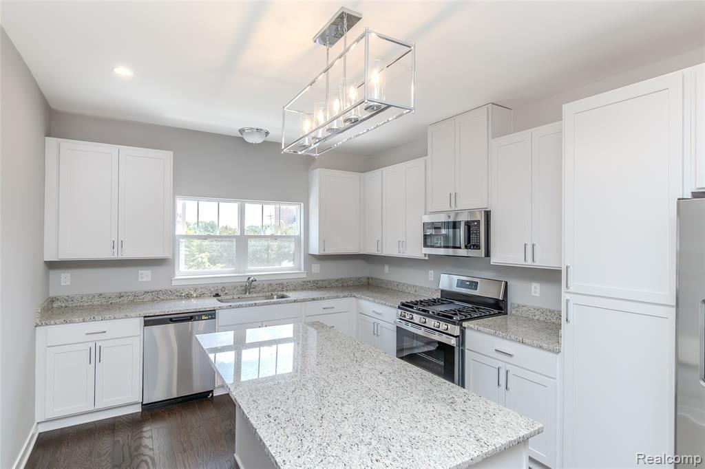 25558 Grandview Lane, 38, Novi, MI — Photo 22