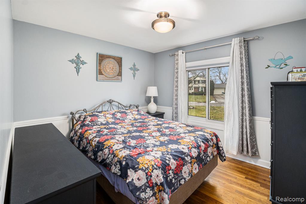 4361 Crestknoll Drive, Grand Blanc, MI 48439 — Photo 15